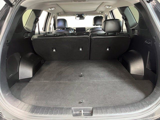 Used 2022 Hyundai Santa Fe Limited AWD/4WD image 17