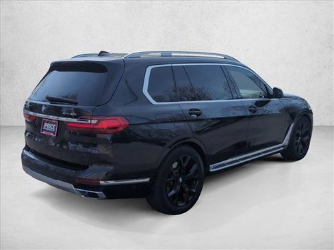 Used 2022 BMW X7 xDrive40i w/ Executive Package image 5