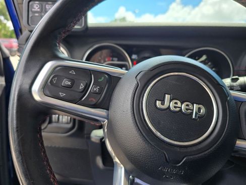 Used 2020 Jeep Wrangler Unlimited Rubicon w/ Quick Order Package 28Y Recon AWD/4WD image 22