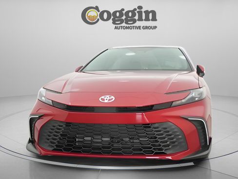 New 2026 Toyota Camry SE image 30