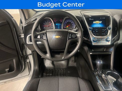 Used 2016 Chevrolet Equinox LS FWD image 17