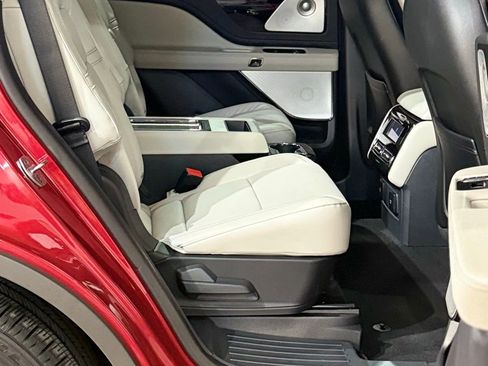 New 2026 Lincoln Aviator Reserve AWD/4WD image 68