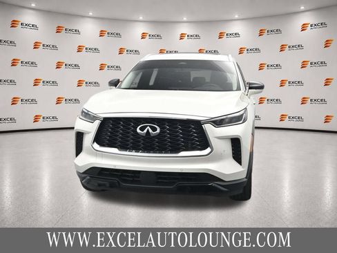 Used 2023 INFINITI QX60 Luxe FWD image 8