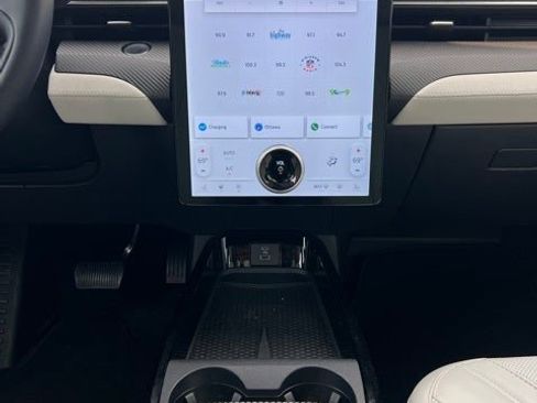 Used 2024 Ford Mustang Mach-E Premium image 10