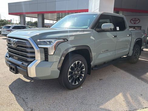 New 2026 Toyota Tundra Limited AWD/4WD image 3