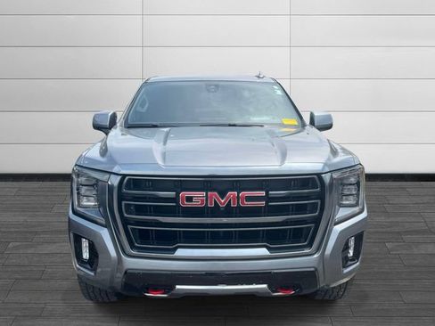 Used 2022 GMC Yukon AT4 w/ Technology Package AWD/4WD image 7