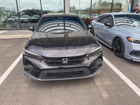 Used 2022 Honda Civic Sport image 2