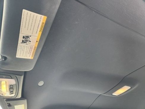 Used 2018 BMW 430i Convertible image 25