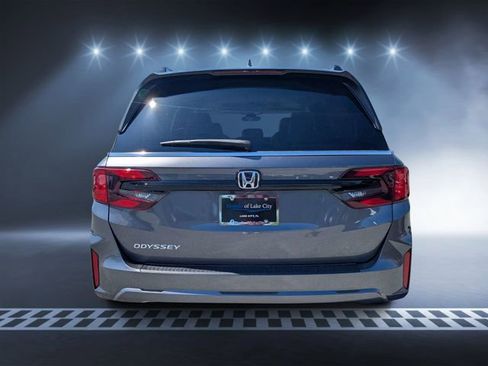 New 2026 Honda Odyssey EX-L image 4