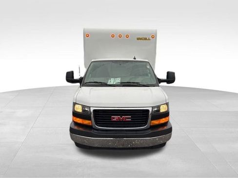New 2025 GMC Savana 3500 Work Van w/ Power Convenience Package image 2
