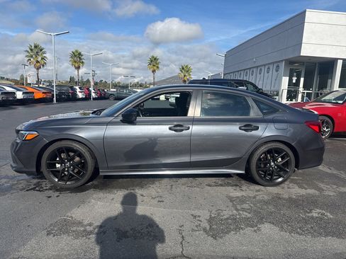 Used 2022 Honda Civic Sport image 4