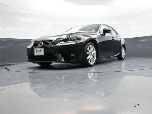 Used 2016 Lexus IS 300 AWD w/ Premium Package image 27
