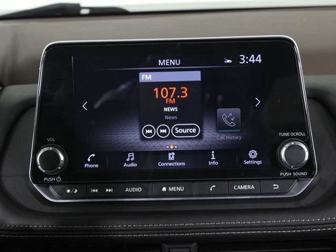 Certified 2023 Nissan Rogue SV FWD image 9