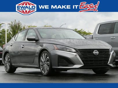 Used 2023 Nissan Altima 2.5 SL