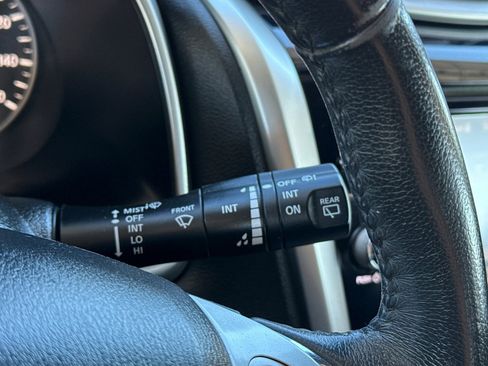 Used 2018 Nissan Murano SV image 34