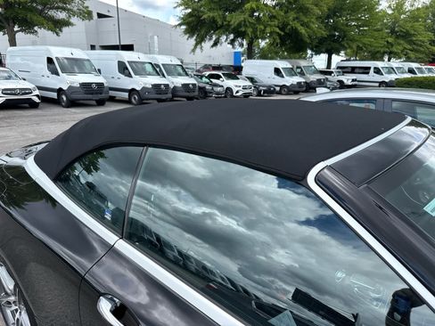 Used 2020 Mercedes-Benz E 450 Cabriolet image 8
