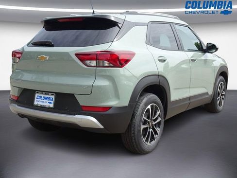 New 2026 Chevrolet TrailBlazer LT w/ Convenience Package FWD image 2