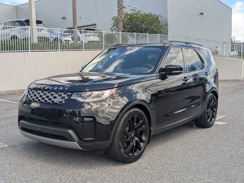 Used 2024 Land Rover Discovery S image 1