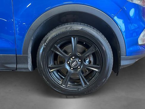 Certified 2017 Ford Escape SE w/ Equipment Group 201A AWD/4WD image 18