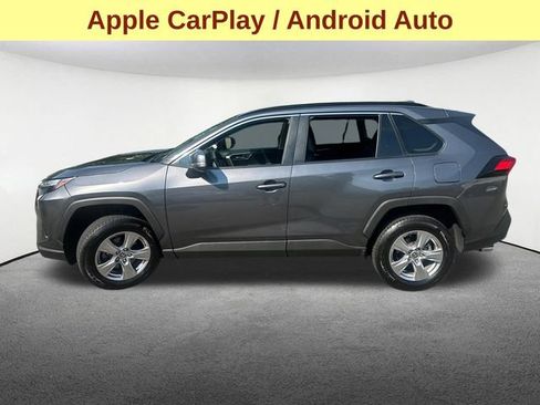 Used 2022 Toyota RAV4 XLE AWD/4WD image 6