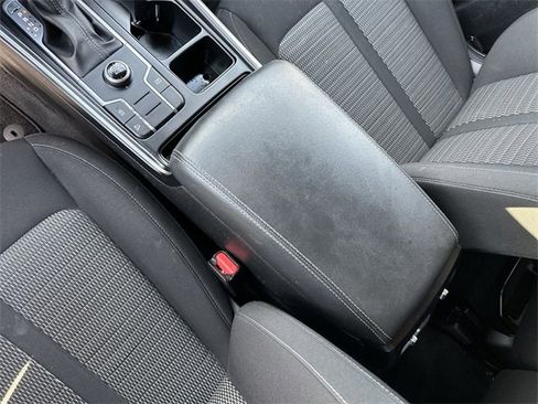 Used 2022 Kia Sorento LX image 20