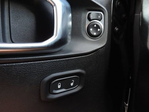 Used 2023 Jeep Wrangler Unlimited Sport AWD/4WD image 24