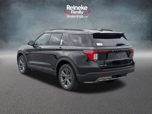 New 2026 Ford Explorer Active w/ Active Comfort Package AWD/4WD image 8