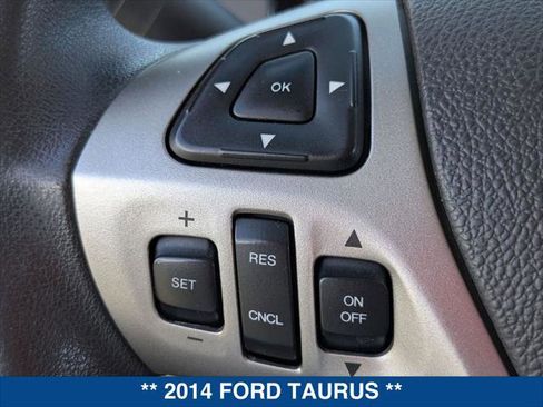 Used 2014 Ford Taurus SE image 14
