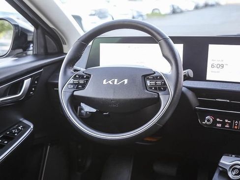 Used 2024 Kia EV6 Wind w/ Wind Technology Package AWD/4WD image 17
