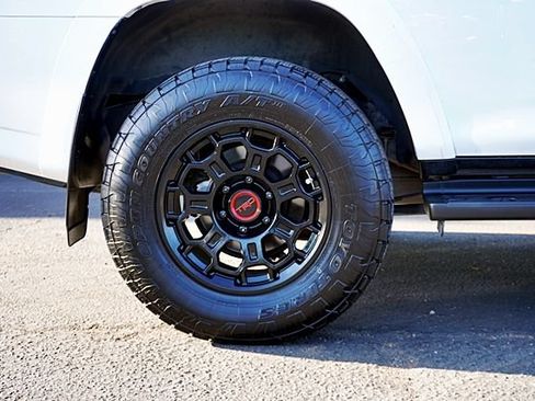 Used 2023 Toyota 4Runner SR5 Premium AWD/4WD image 8