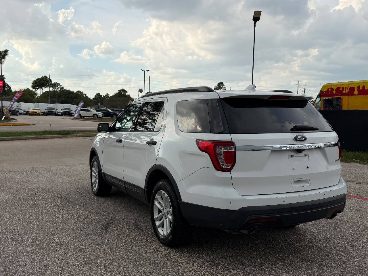 Used 2017 Ford Explorer 4WD image 22