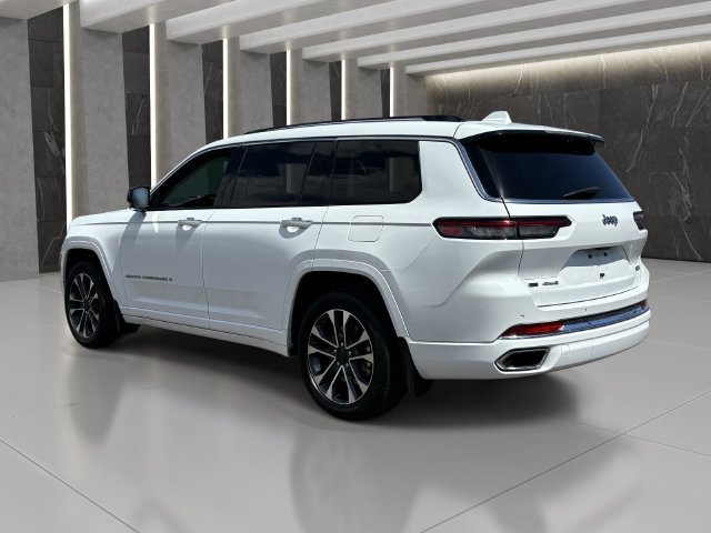 Used 2021 Jeep Grand Cherokee L Overland w/ Advanced Protech Group III AWD/4WD image 4