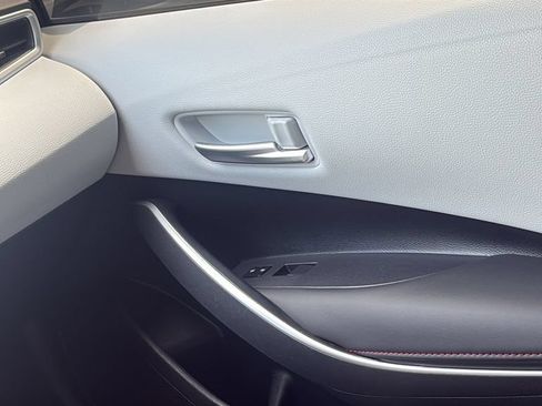 Used 2024 Toyota Corolla SE FWD image 14