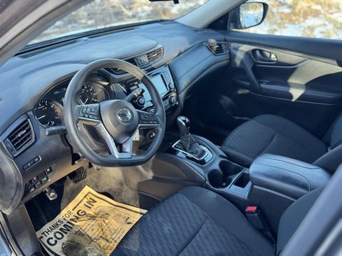 Used 2020 Nissan Rogue S image 10