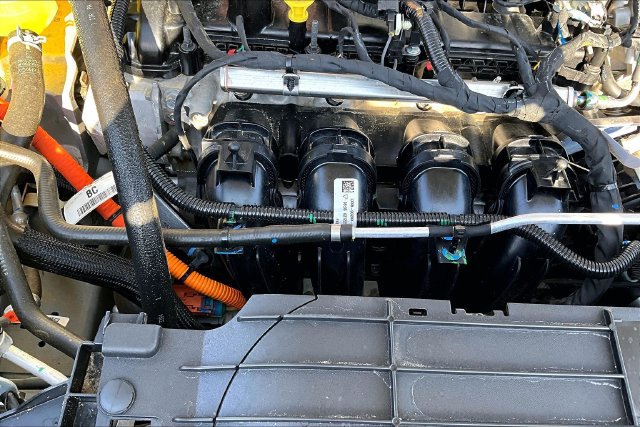 Certified 2025 Ford Maverick XL FWD image 36