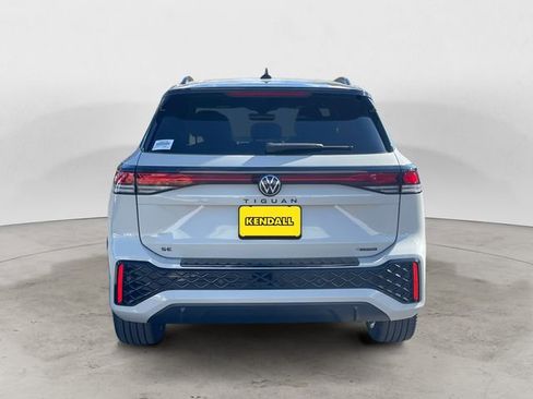 New 2026 Volkswagen Tiguan SE R-Line AWD/4WD image 4