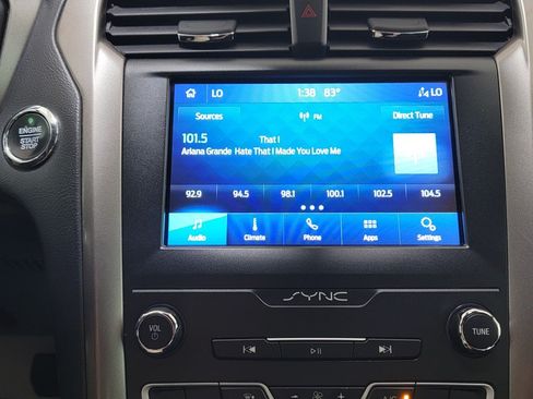 Used 2020 Ford Fusion SE FWD image 20