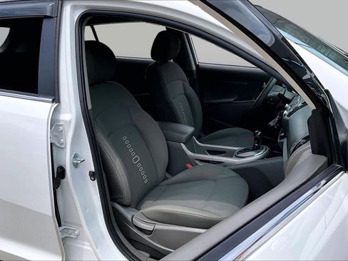 Used 2014 Kia Sportage EX FWD image 9