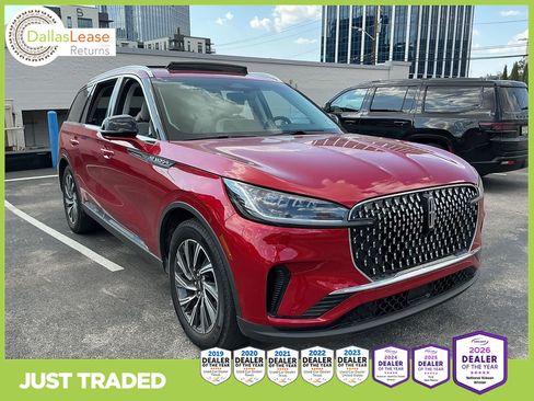 Used 2025 Lincoln Aviator 2WD image 1