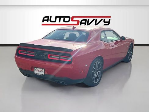Used 2023 Dodge Challenger R/T w/ Plus Package image 7