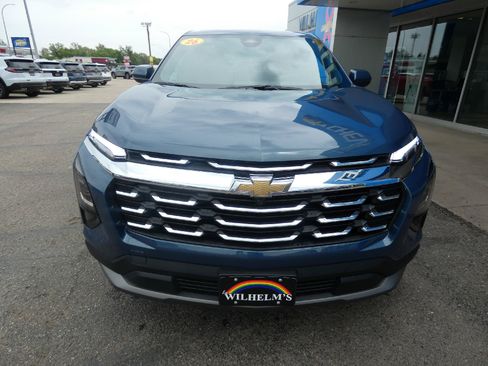New 2026 Chevrolet Equinox LT w/ Convenience Package II AWD/4WD image 5