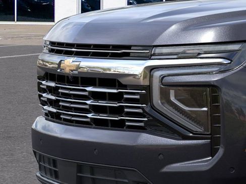 New 2026 Chevrolet Suburban Premier image 14