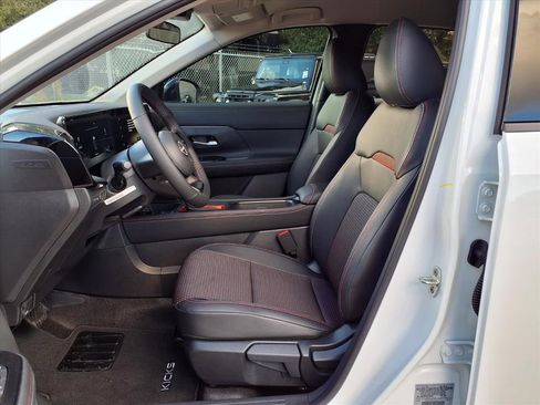 New 2026 Nissan Kicks SR image 24