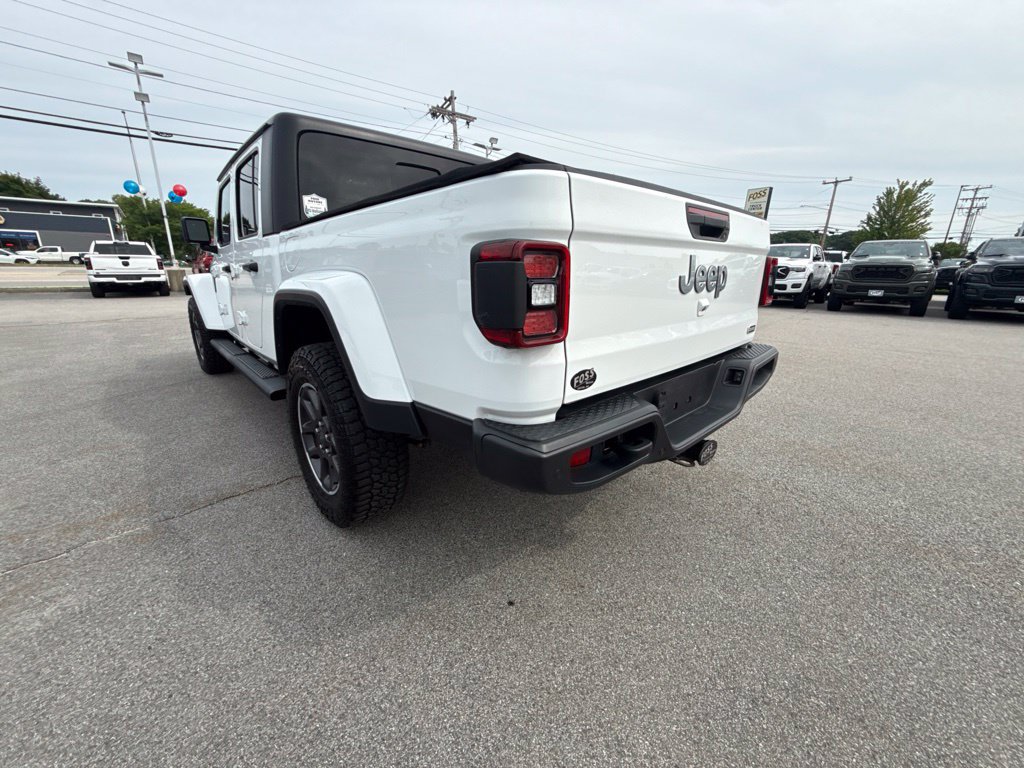 Certified 2022 Jeep Gladiator Overland w/ LED Lighting Group AWD/4WD image 3