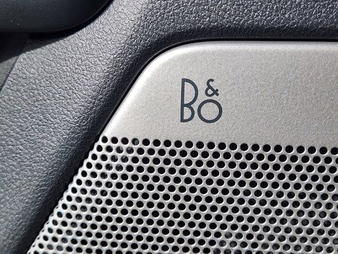 Used 2024 Ford F150 Lightning Lariat image 35