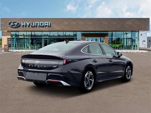 Certified 2026 Hyundai Sonata SEL AWD/4WD image 7
