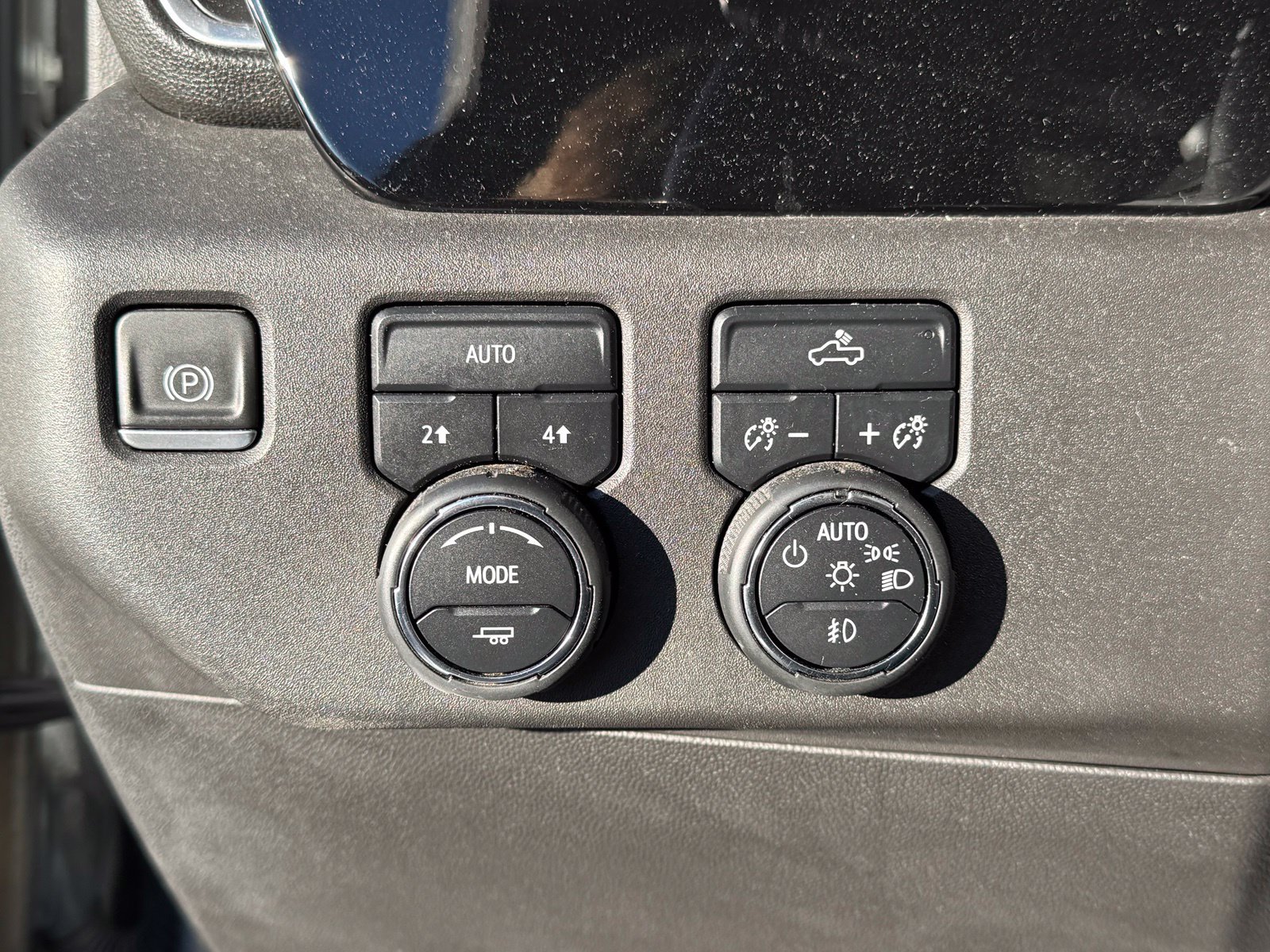 Used 2023 Chevrolet Silverado 1500 RST w/ Convenience Package II AWD/4WD image 16