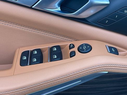 Used 2026 BMW X5 xDrive50e image 13