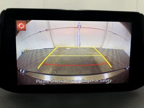 Used 2017 MAZDA MAZDA3 Touring FWD image 21
