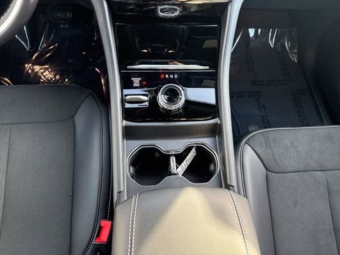 New 2026 Jeep Grand Cherokee Laredo image 12